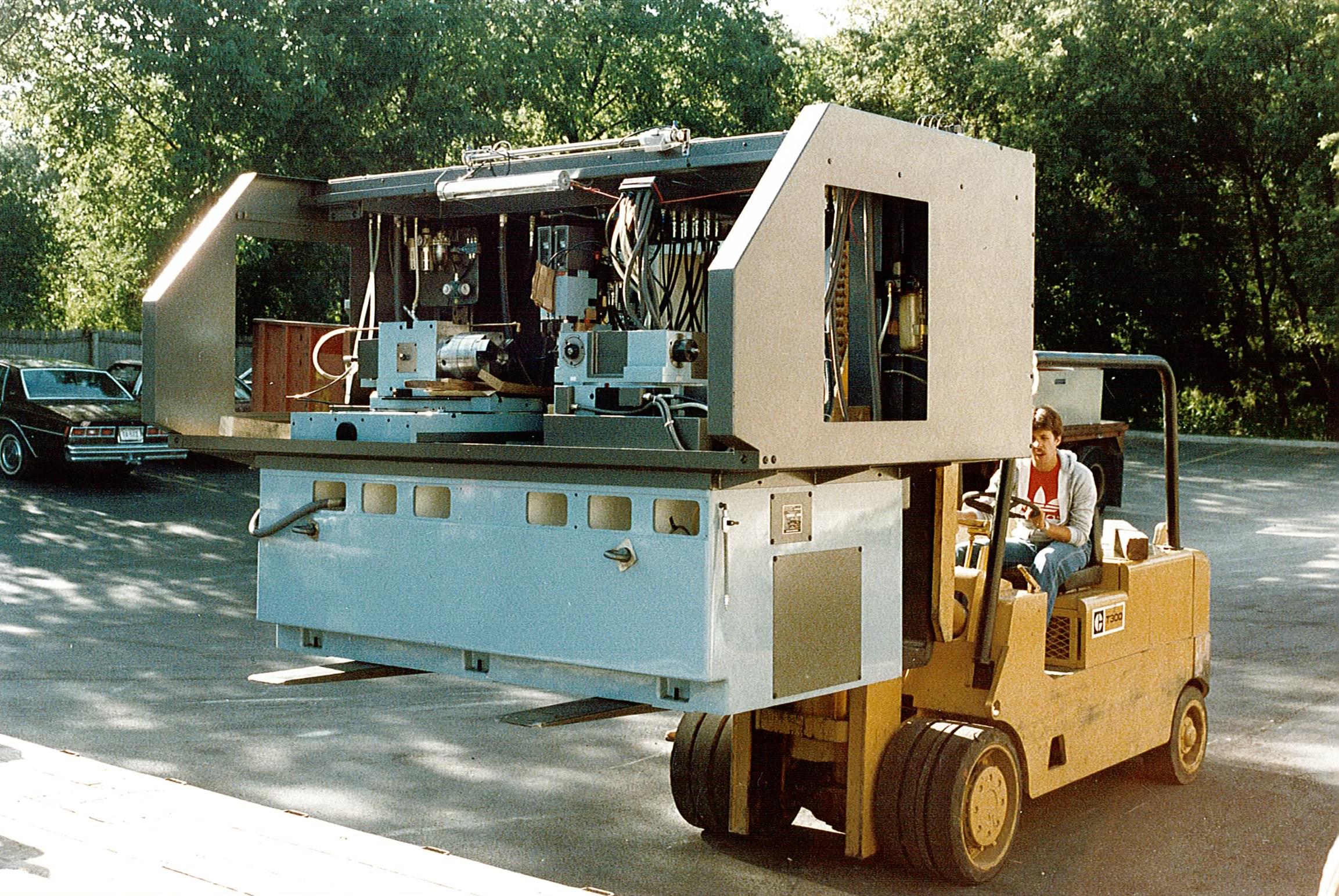 Moving machine in 80s